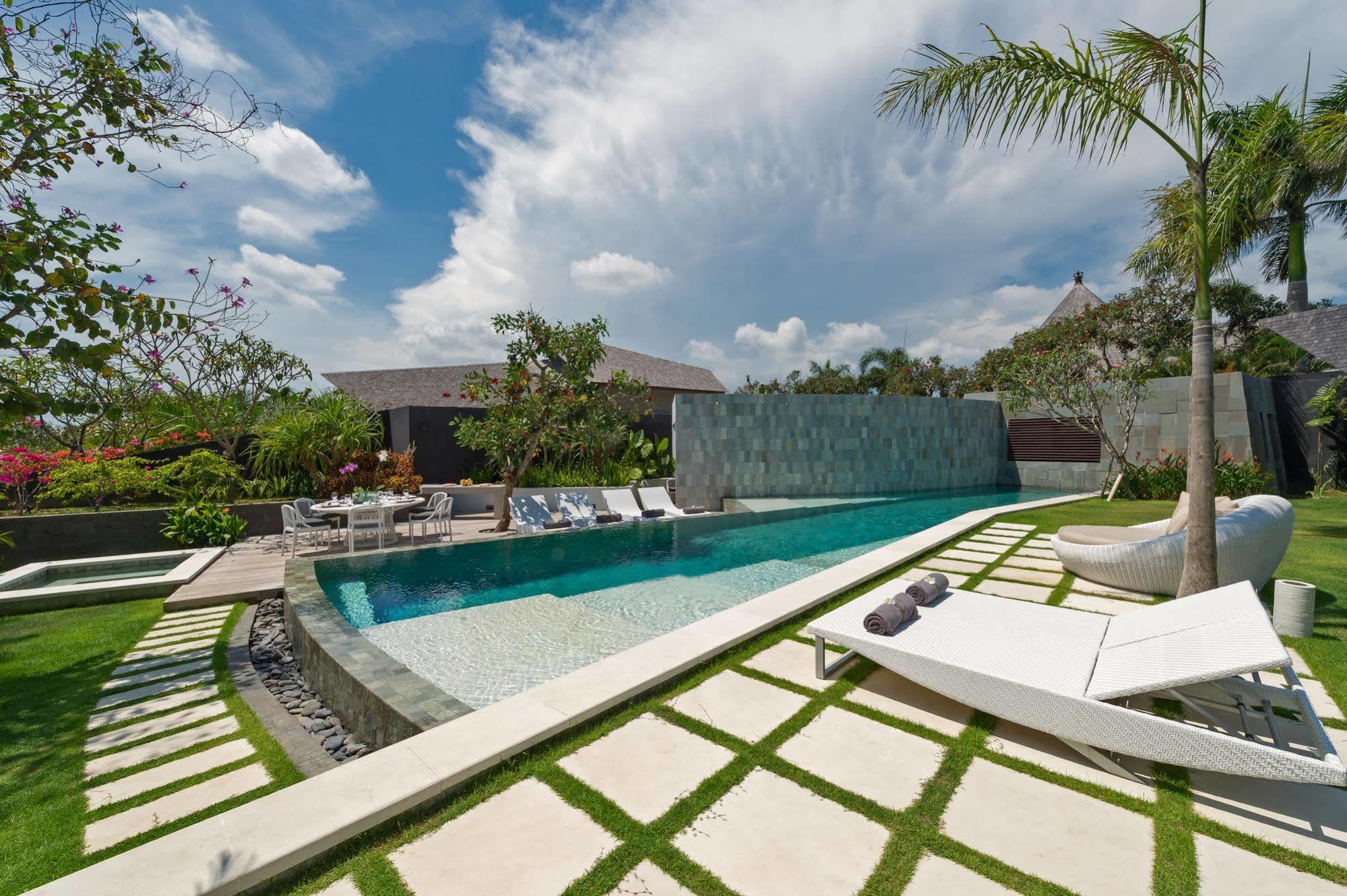 The Layar - Designer Villas And Spa, Chse Certified Seminyak Extérieur photo